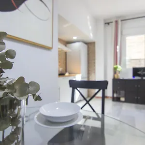 Rentalsevilla Sol Apartamento